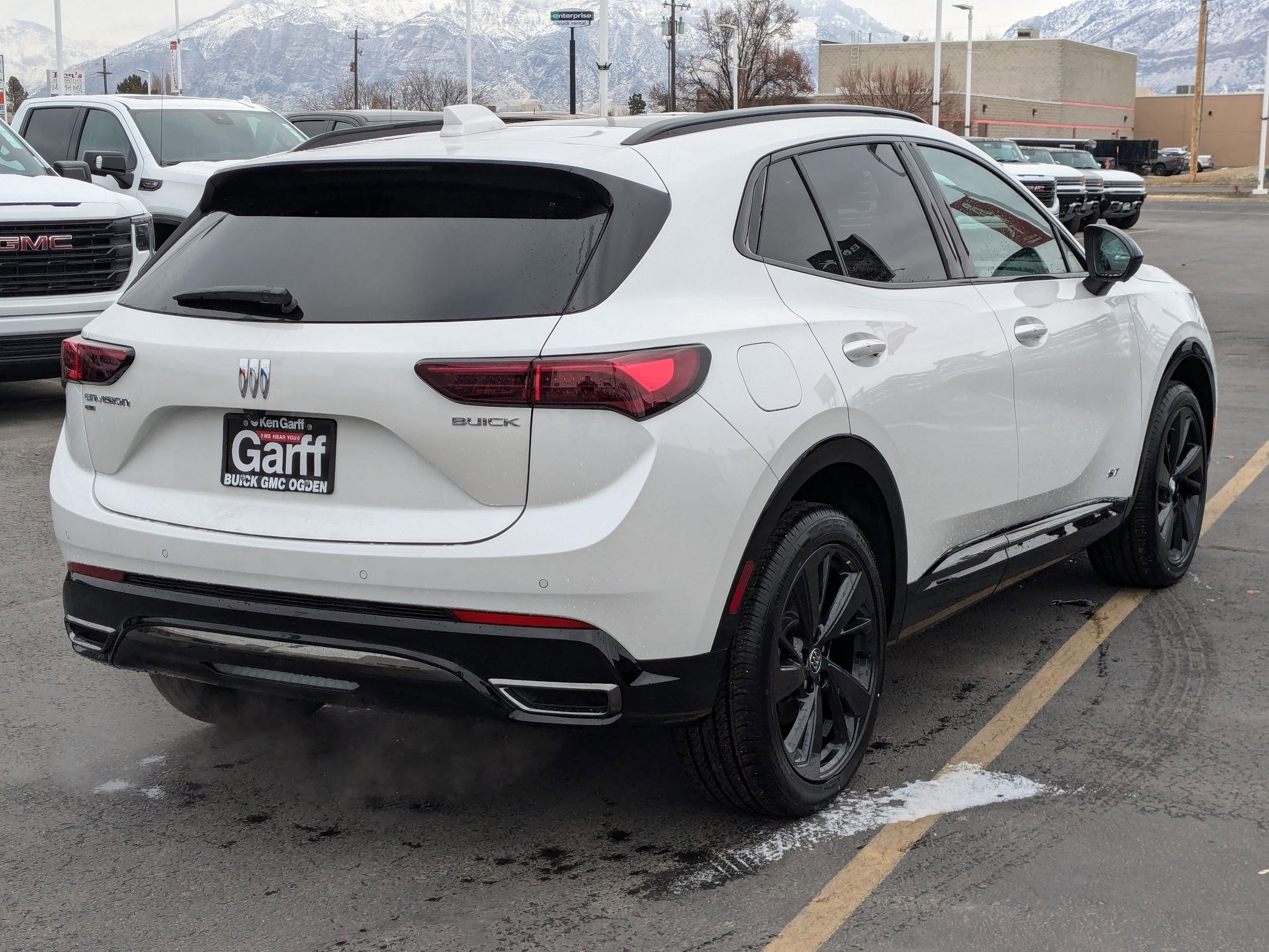 New 2025 Buick Envision Sport Touring image 3