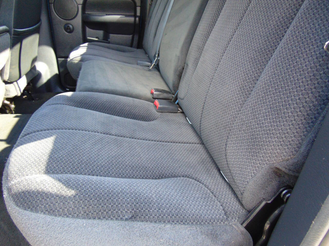 Used 2004 Dodge Ram 3500 Truck SLT w/ Trailer Tow Group image 11