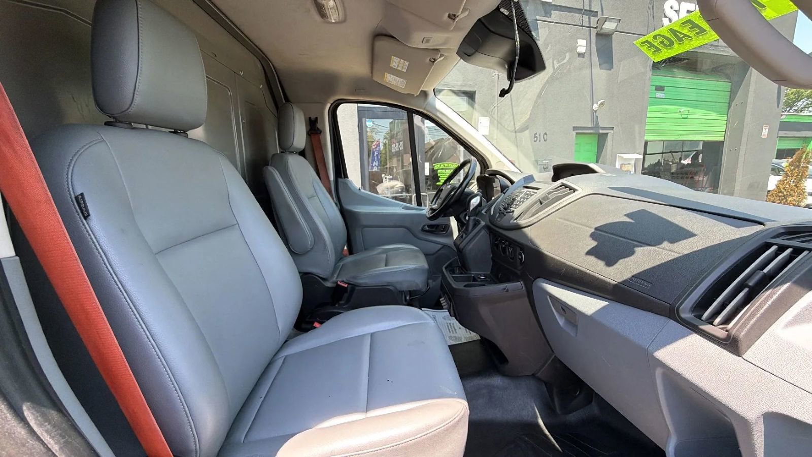Used 2019 Ford Transit 150 130 Low Roof w/ Exterior Upgrade Package RWD image 14