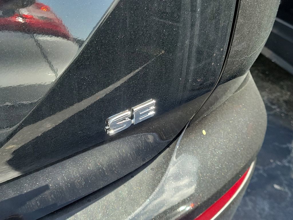 New 2025 Mitsubishi Outlander SE image 6