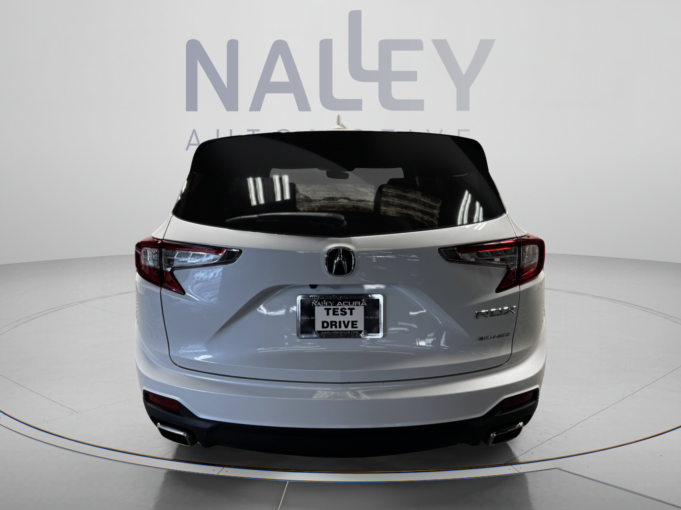 Used 2024 Acura RDX SH-AWD image 4