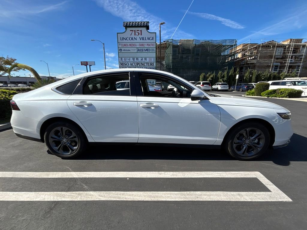 Used 2024 Honda Accord EX-L image 8