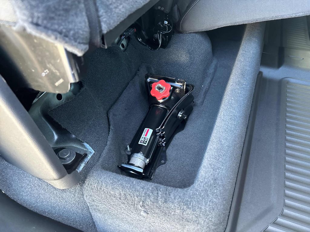 New 2026 GMC Sierra 2500 AT4 image 41