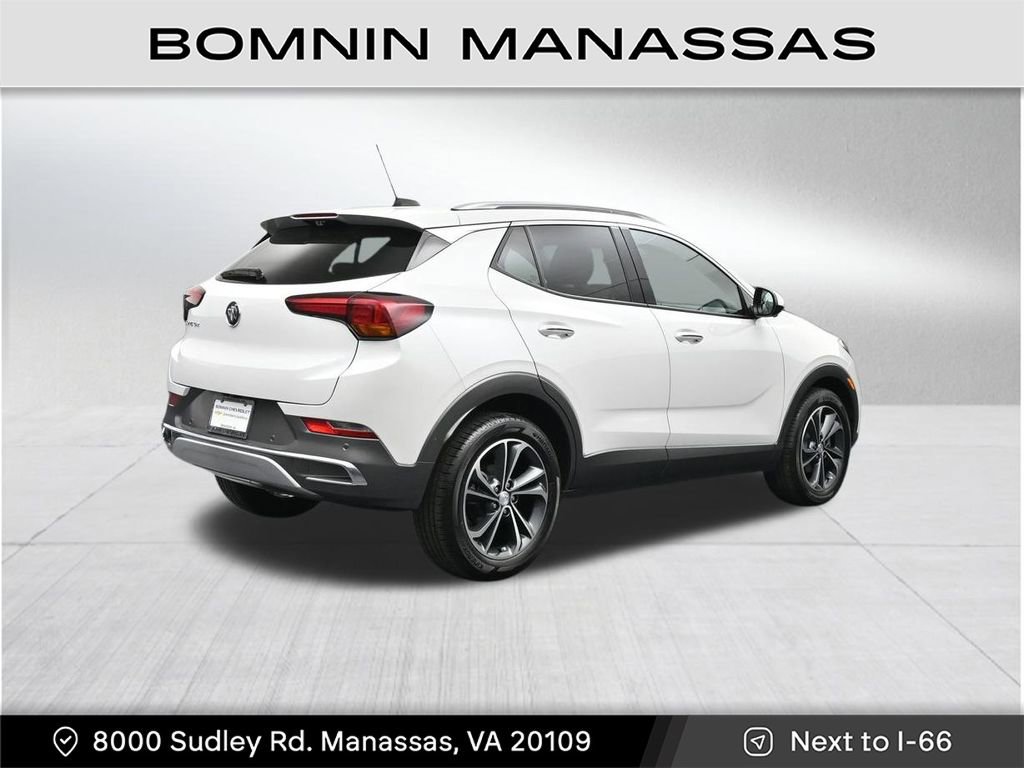 Used 2023 Buick Encore GX Essence w/ Advanced Technology Package FWD image 5