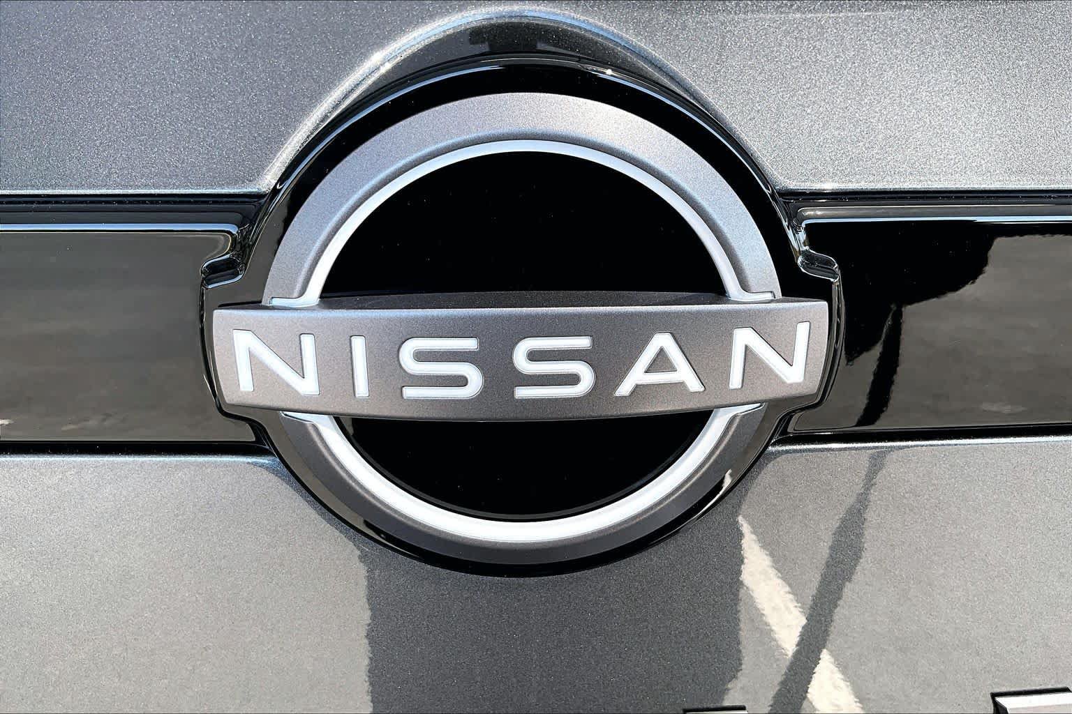 New 2026 Nissan Pathfinder SL FWD image 15
