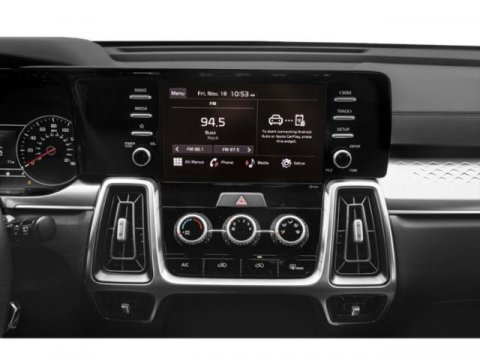 Used 2023 Kia Sorento LX image 13