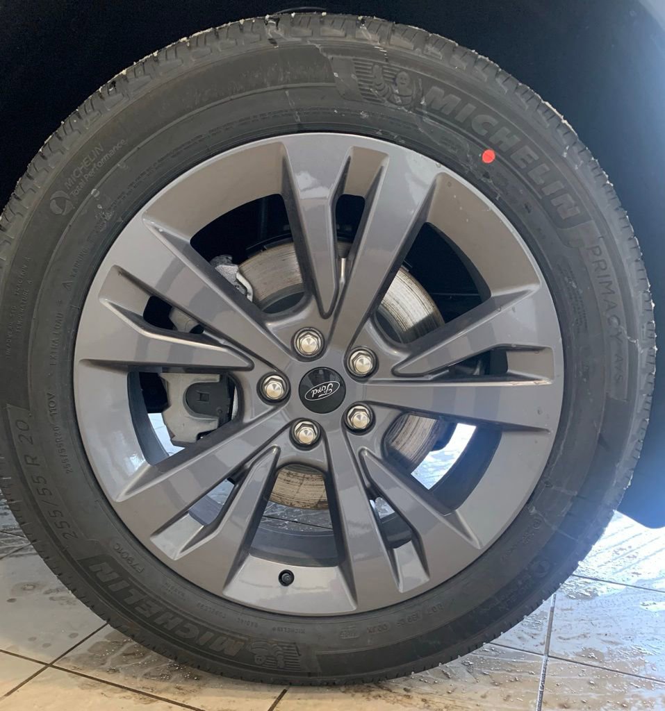 New 2026 Ford Explorer Active w/ Active Comfort Package image 7