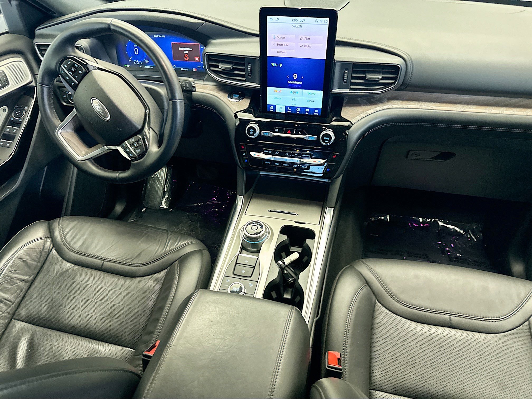 Used 2022 Ford Explorer Platinum w/ Equipment Group 601A image 12