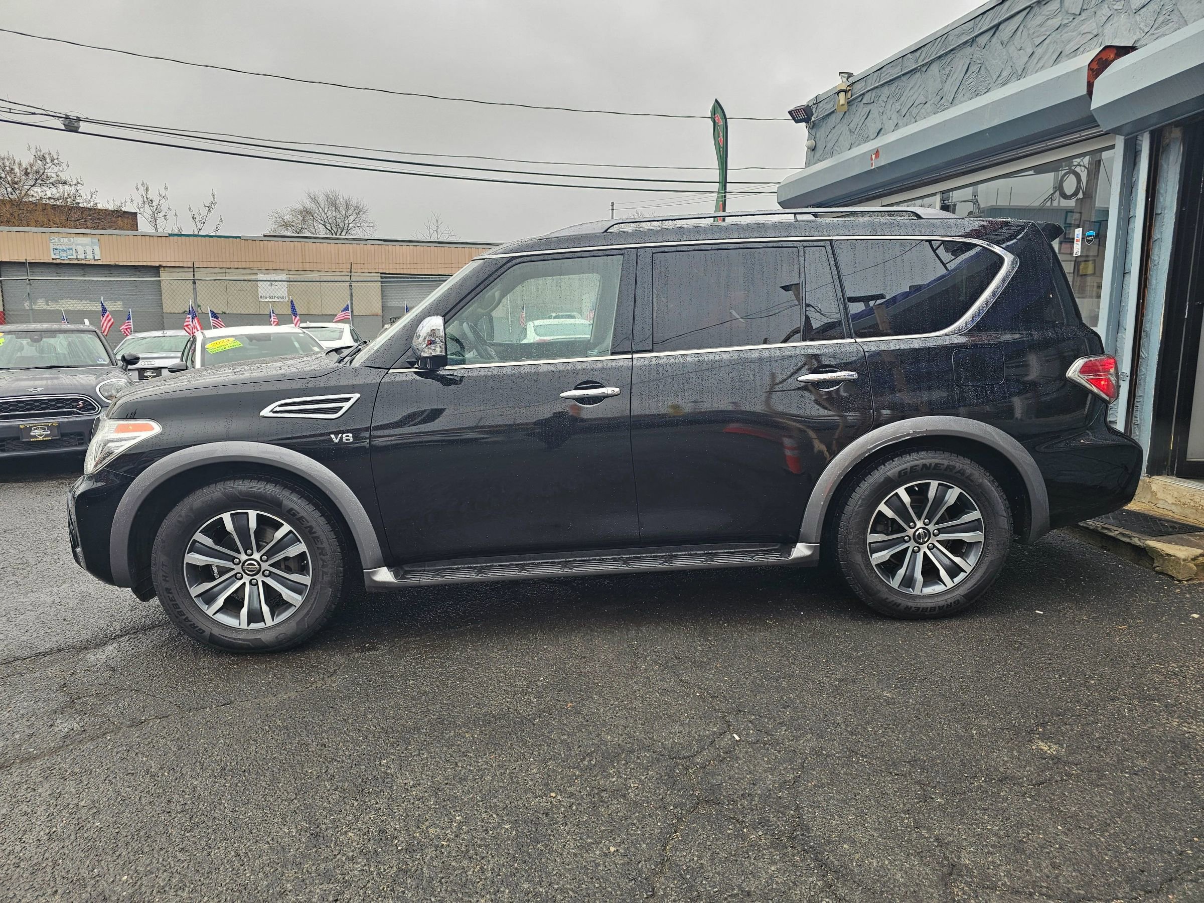 Used 2020 Nissan Armada SL w/ Premium Package image 2
