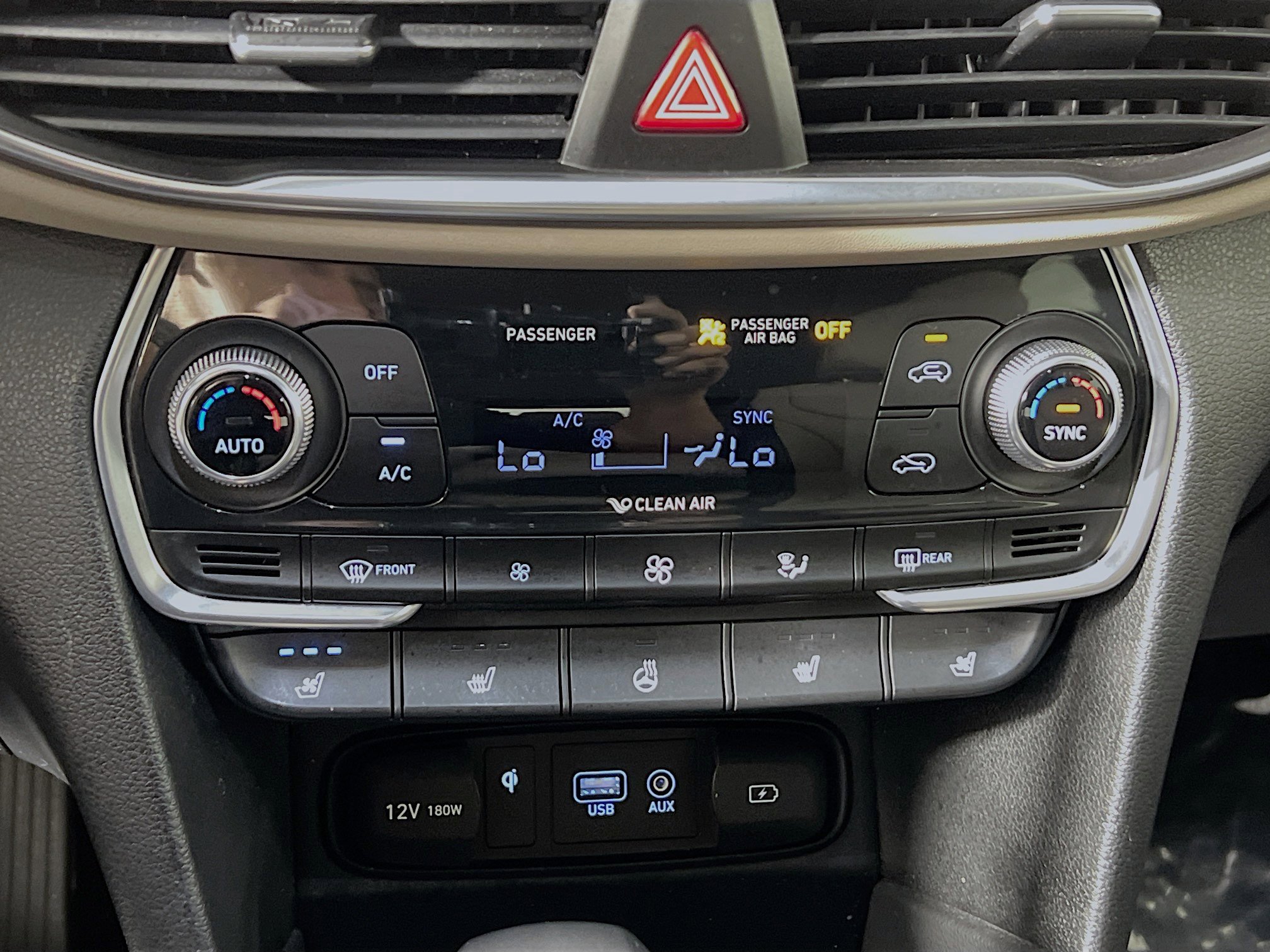 Used 2019 Hyundai Santa Fe FWD image 26