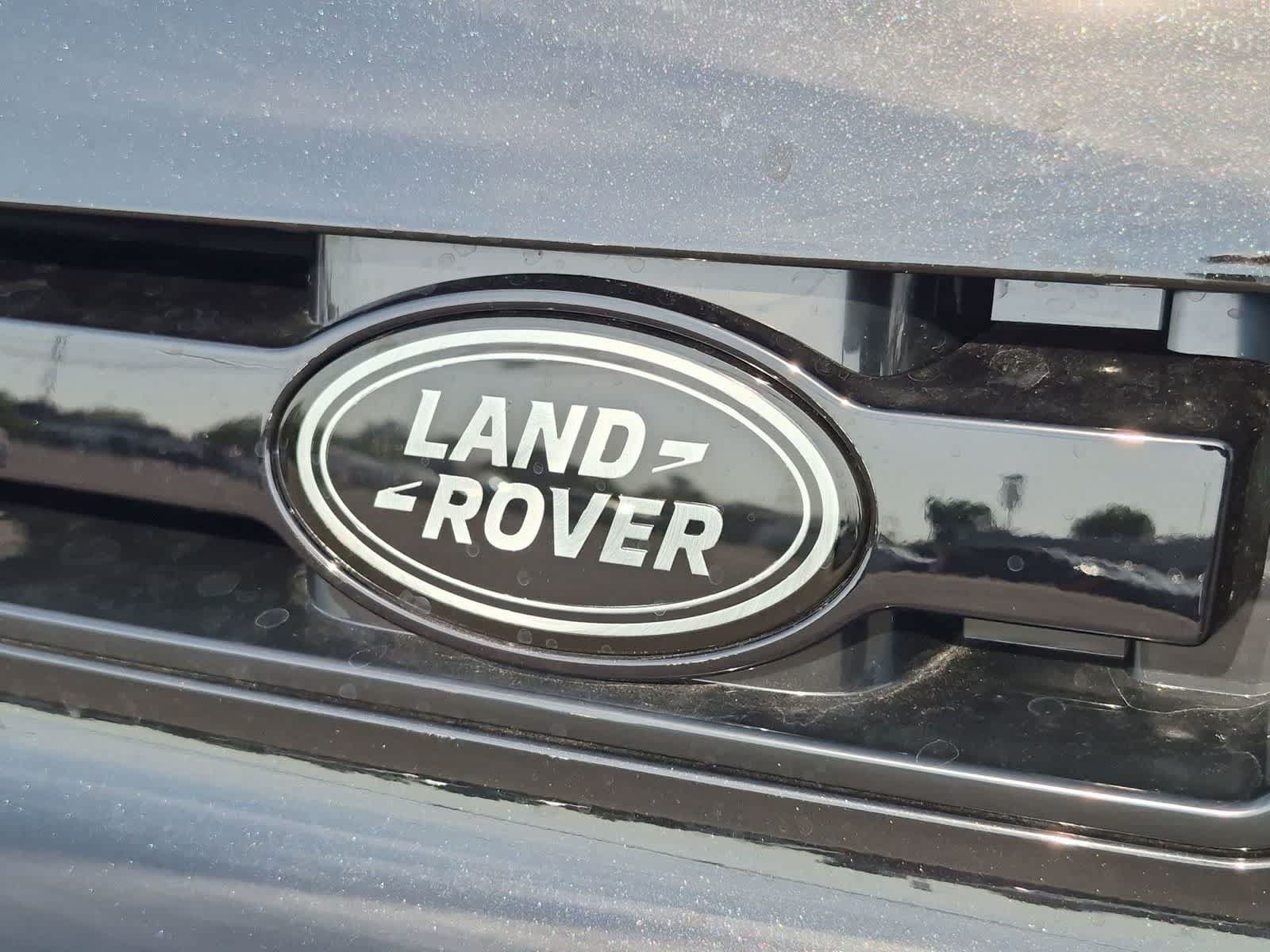 New 2026 Land Rover Defender 110 X-Dynamic SE AWD/4WD image 4