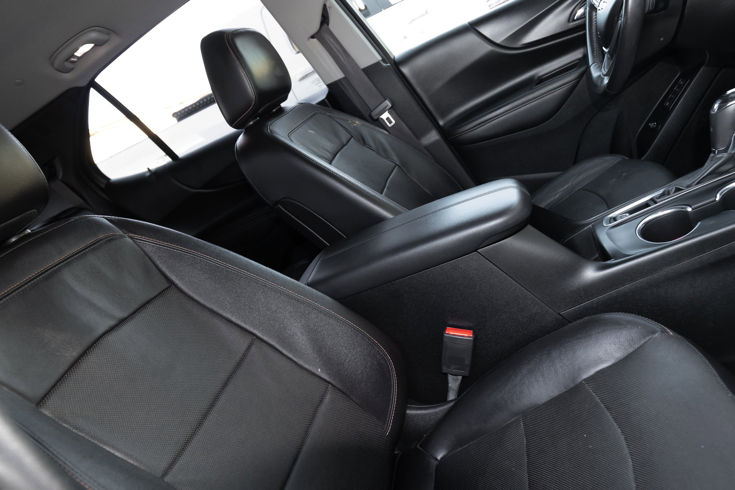 Used 2019 Chevrolet Equinox Premier image 18