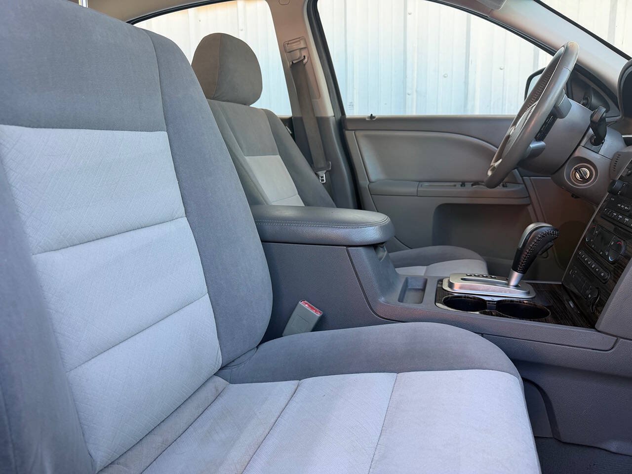 Used 2007 Mercury Montego Luxury FWD image 15