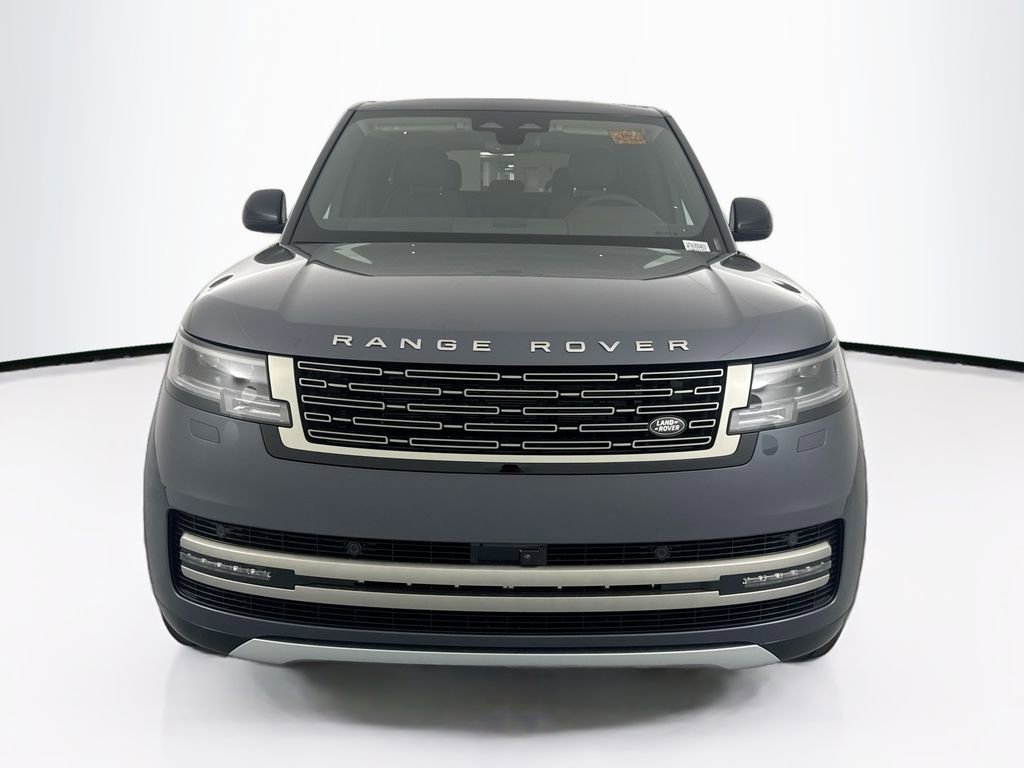 New 2026 Land Rover Range Rover SE image 2