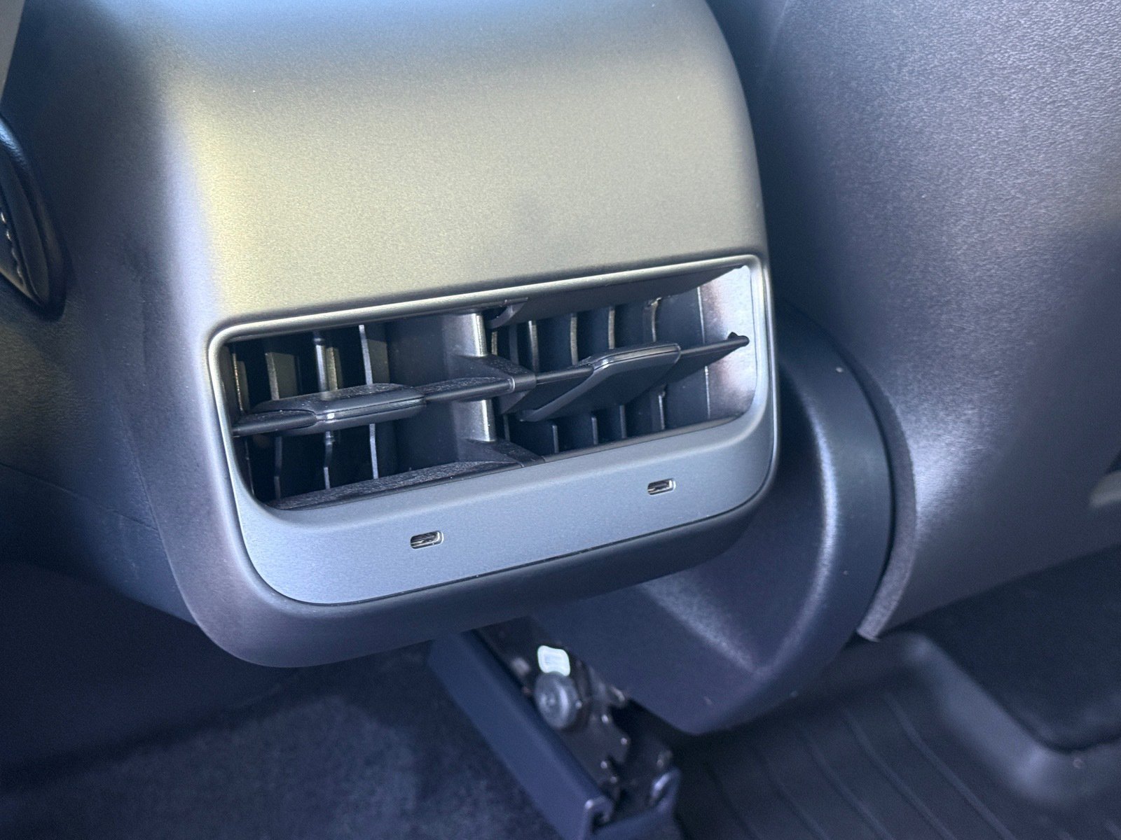 Used 2024 Tesla Model Y 4DR RWD image 23