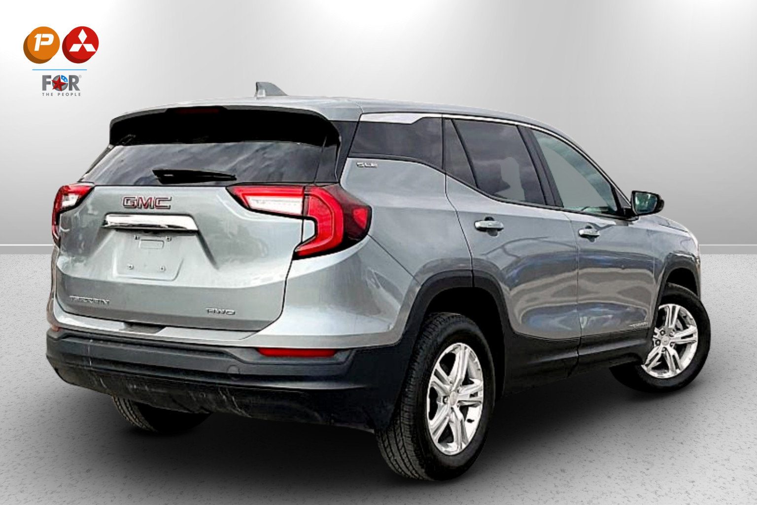 Used 2025 GMC Terrain Elevation image 2