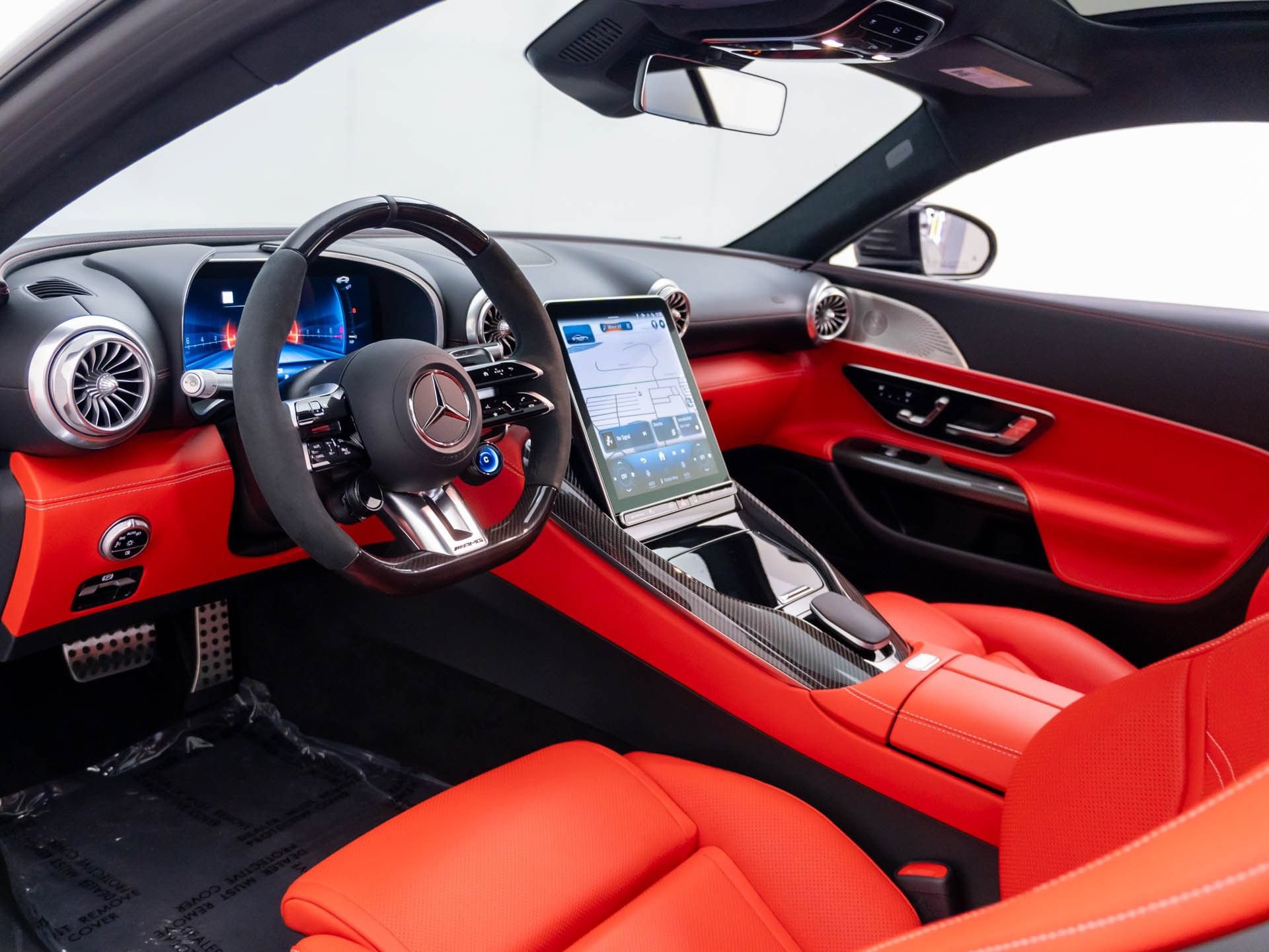 Used 2025 Mercedes-Benz AMG GT 63 image 21