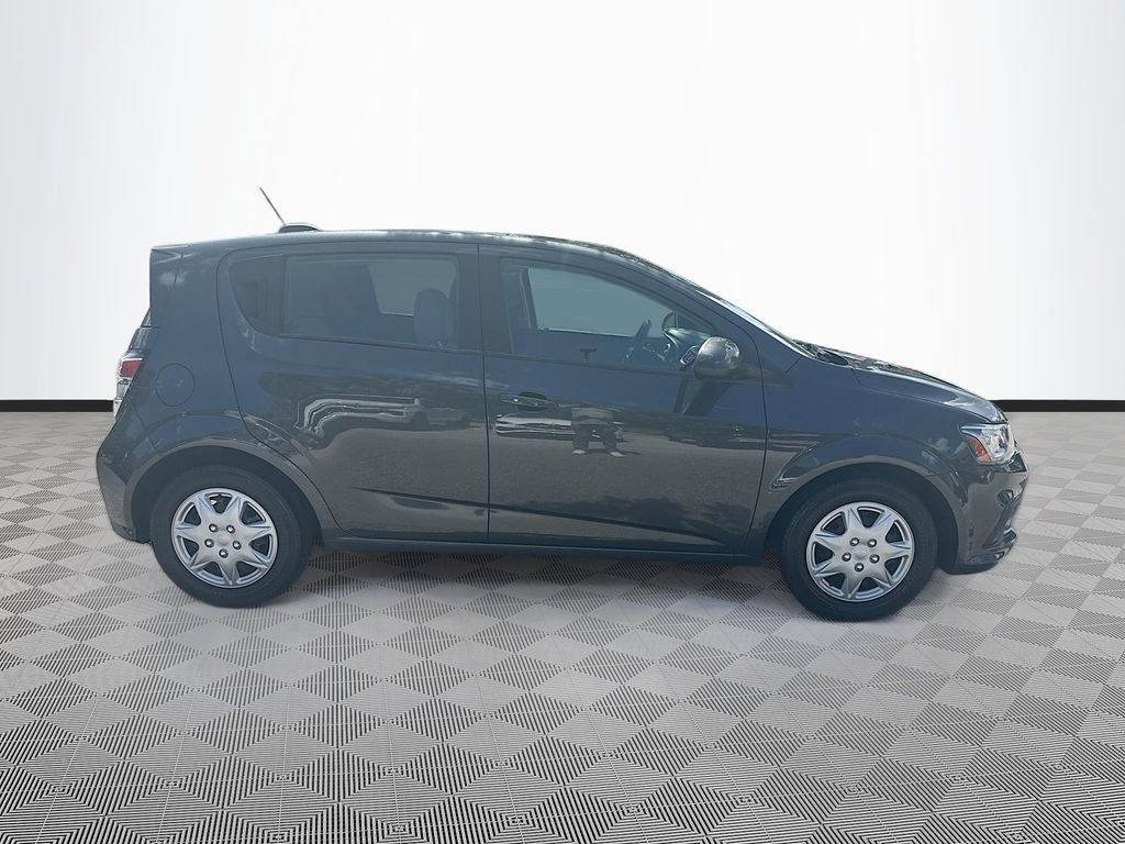 Used 2020 Chevrolet Sonic LT FWD image 5