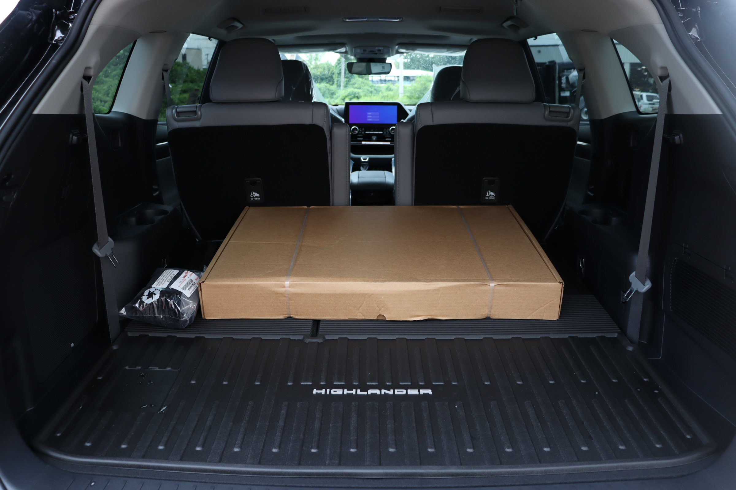 New 2026 Toyota Highlander Limited AWD/4WD image 14