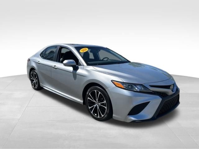 Used 2020 Toyota Camry SE w/ Audio Package FWD image 7