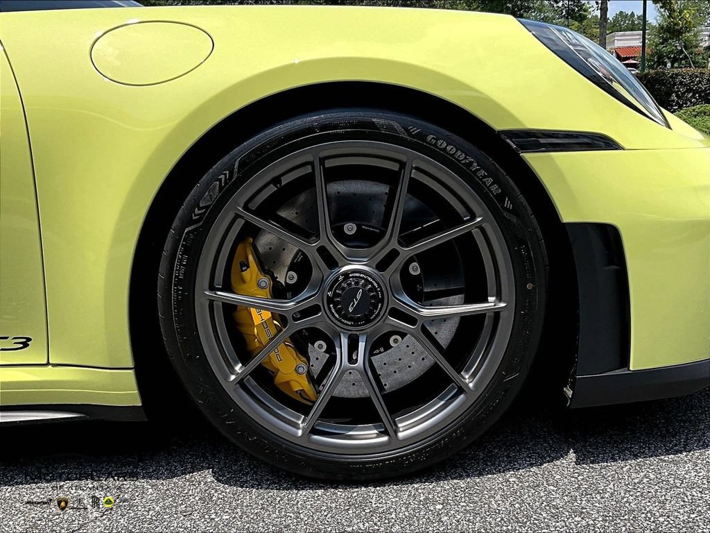Used 2026 Porsche 911 GT3 RWD image 32