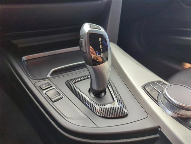 Used 2018 BMW 320i Sedan image 17