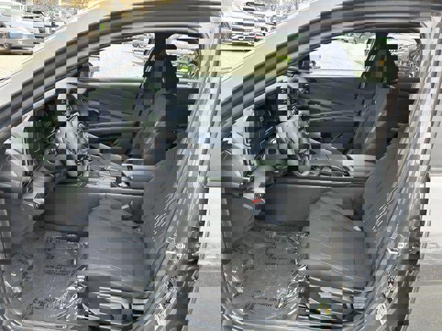 Used 2025 Hyundai Elantra Sport image 40