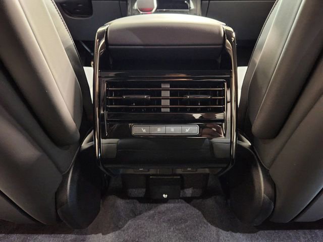 New 2026 Land Rover Range Rover Sport Dynamic SE image 30