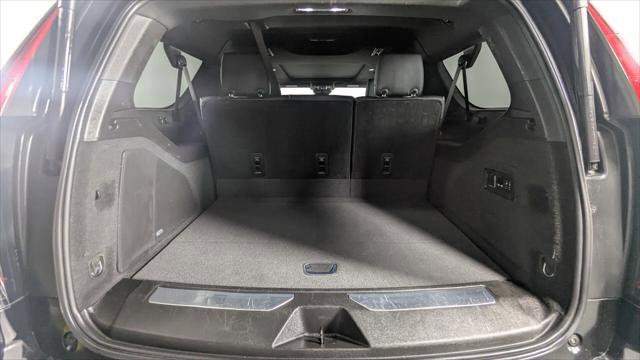 Used 2022 Cadillac Escalade ESV Premium Luxury AWD/4WD image 19