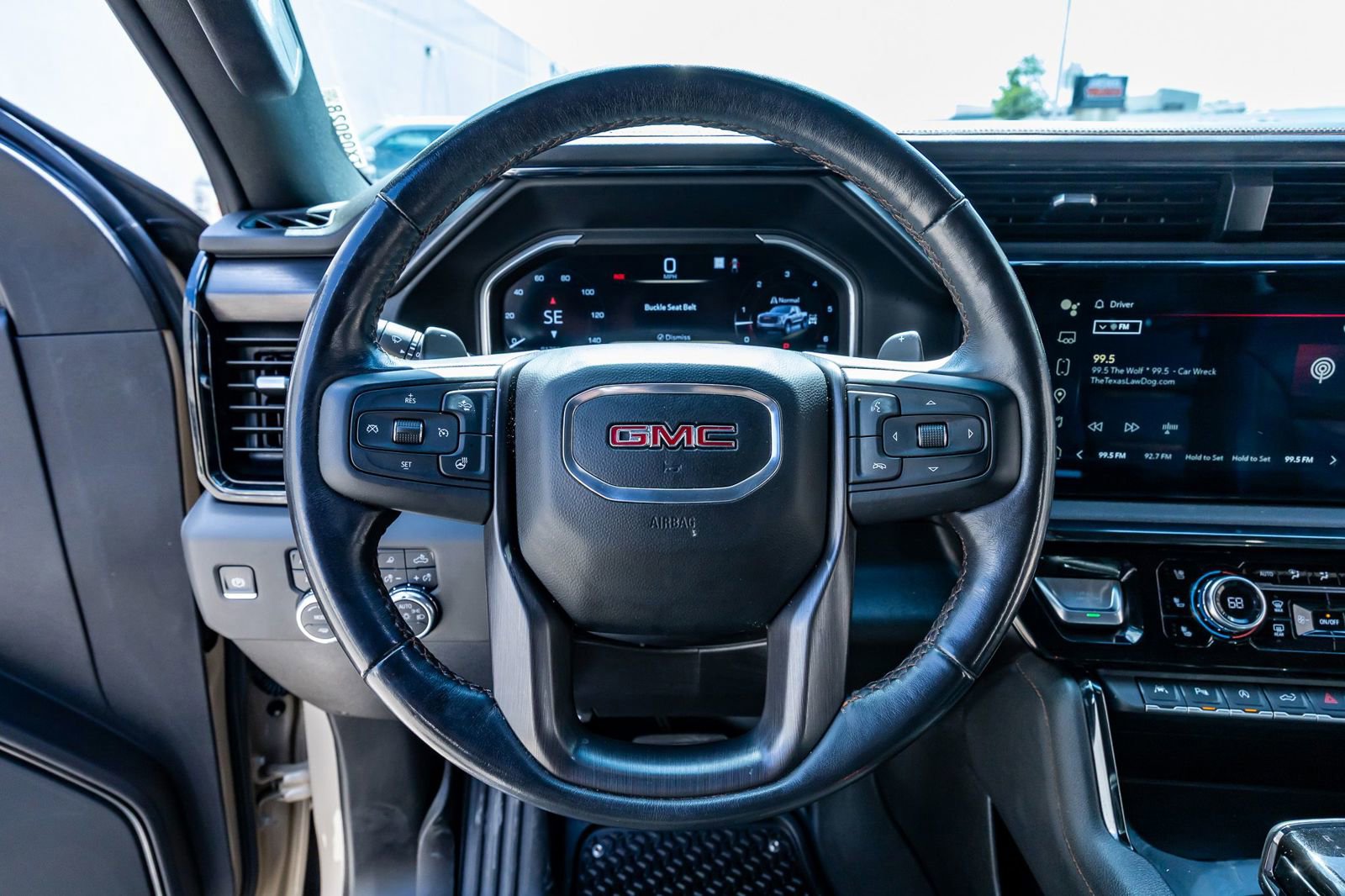 Used 2022 GMC Sierra 1500 AT4 w/ AT4 Premium Package AWD/4WD image 19