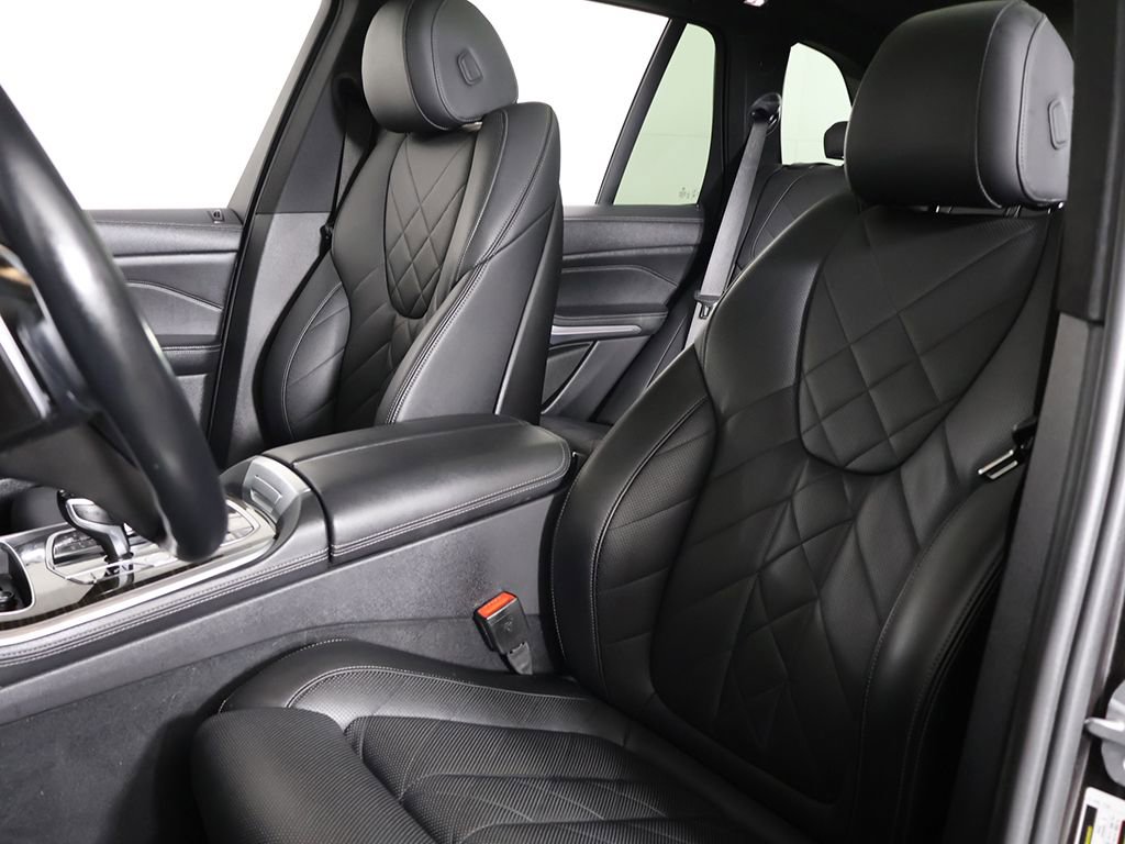 Used 2023 BMW X5 xDrive40i image 32