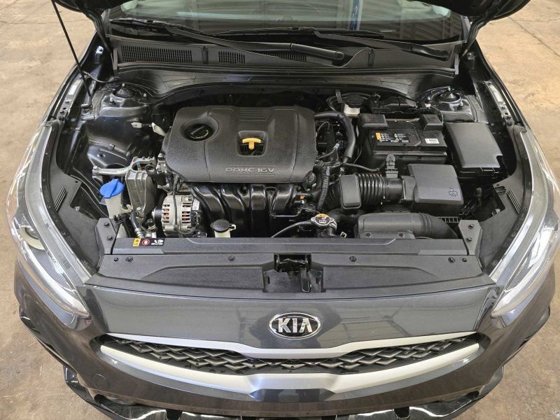 Used 2020 Kia Forte LXS image 11