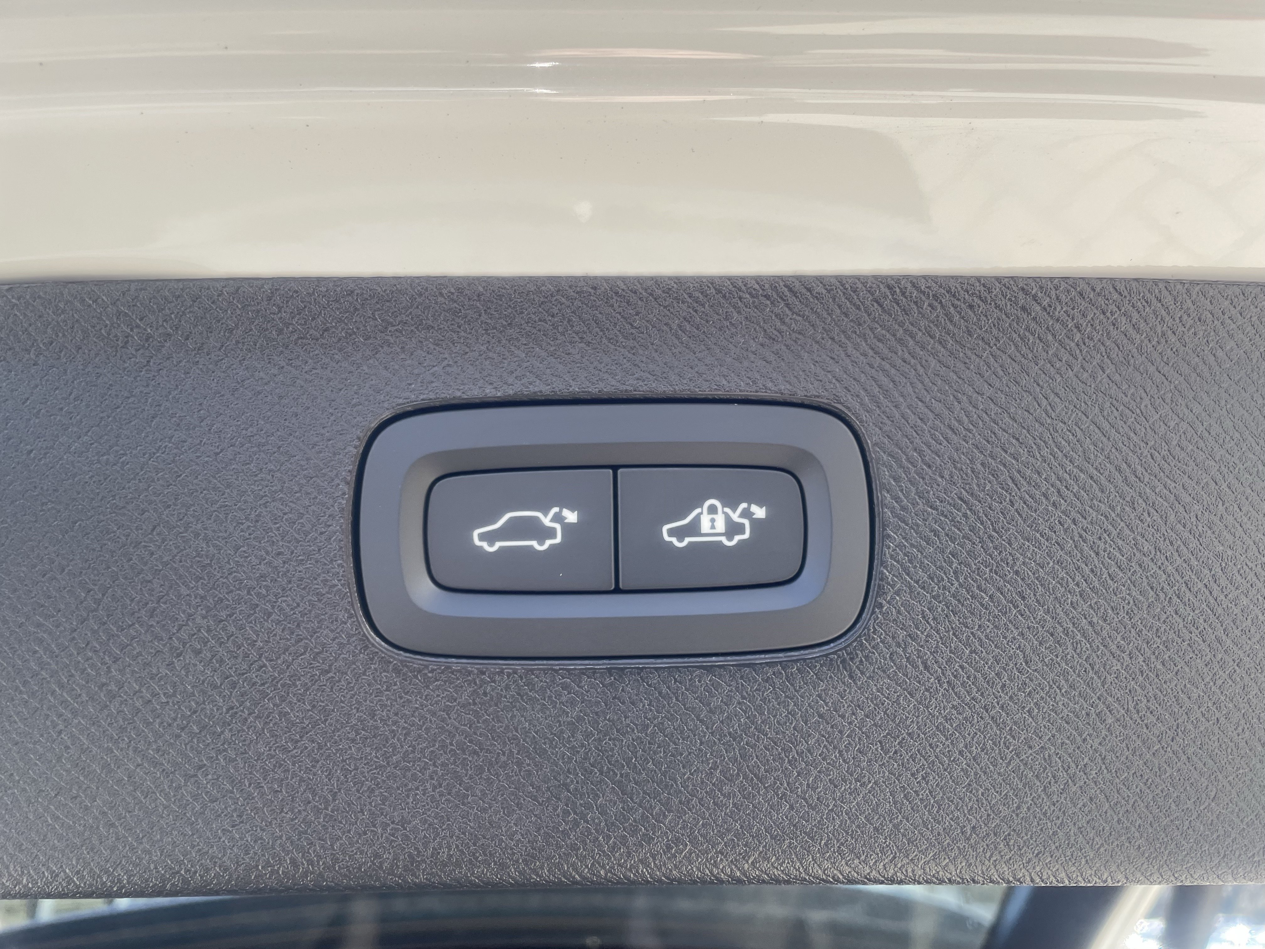 New 2026 Volvo XC90 B6 Ultra w/ Lounge Package AWD/4WD image 10