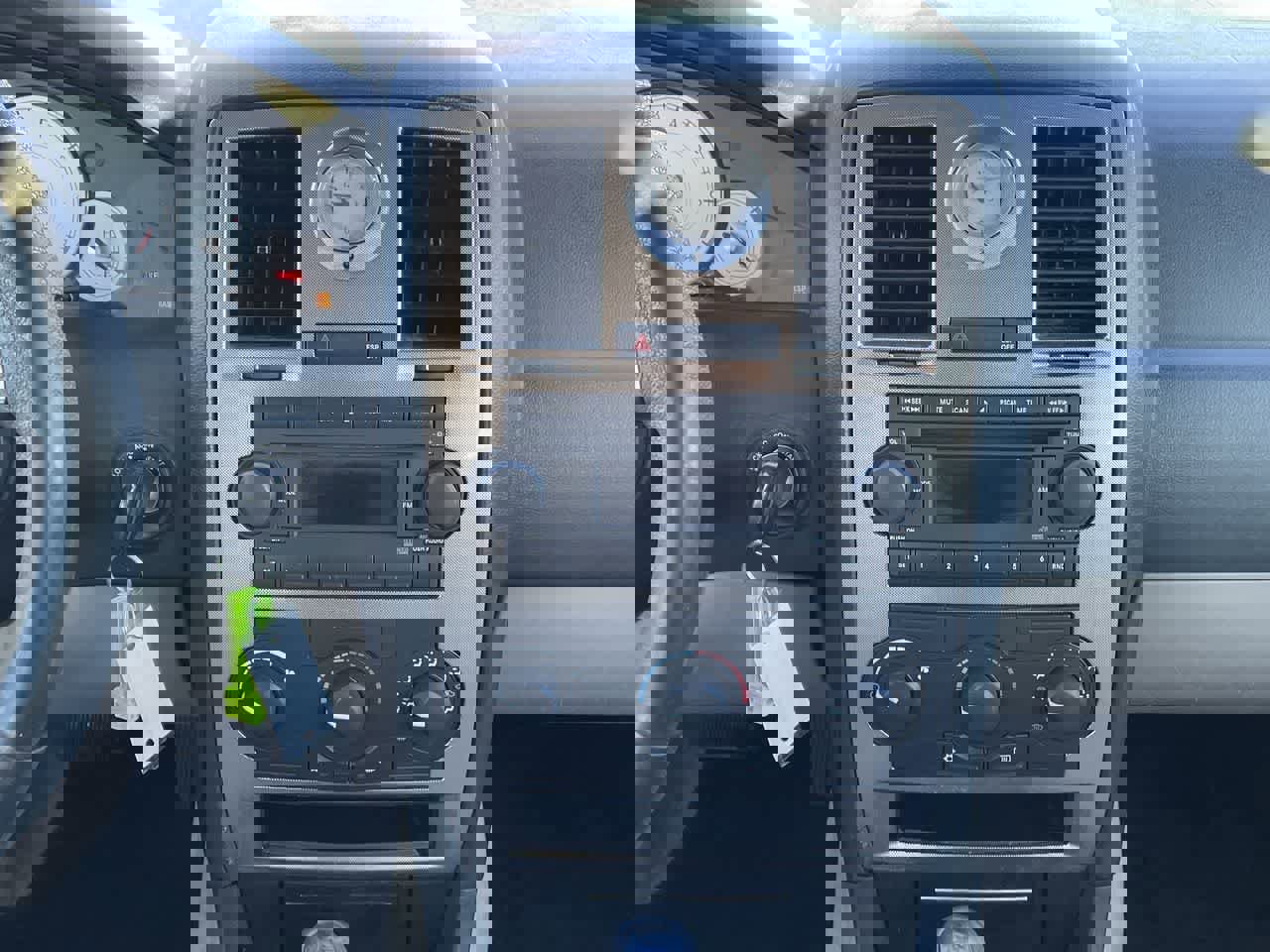 Used 2005 Chrysler 300 Touring image 13