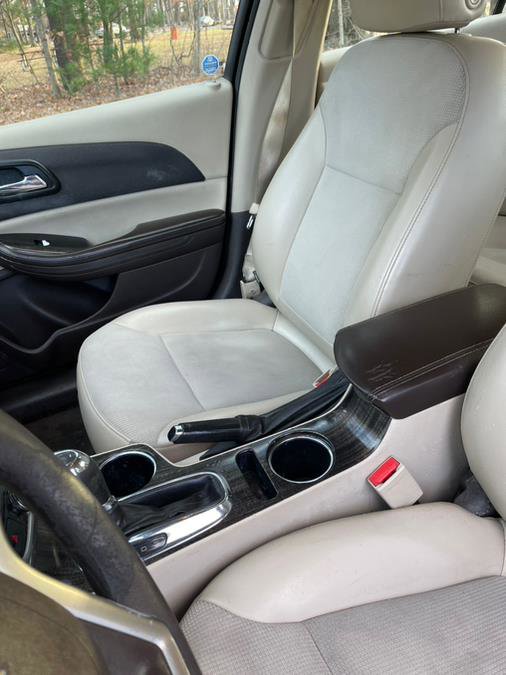 Used 2016 Chevrolet Malibu LT image 27