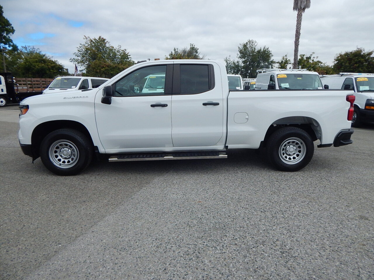 Used 2024 Chevrolet Silverado 1500 W/T w/ Trailering Package RWD image 5