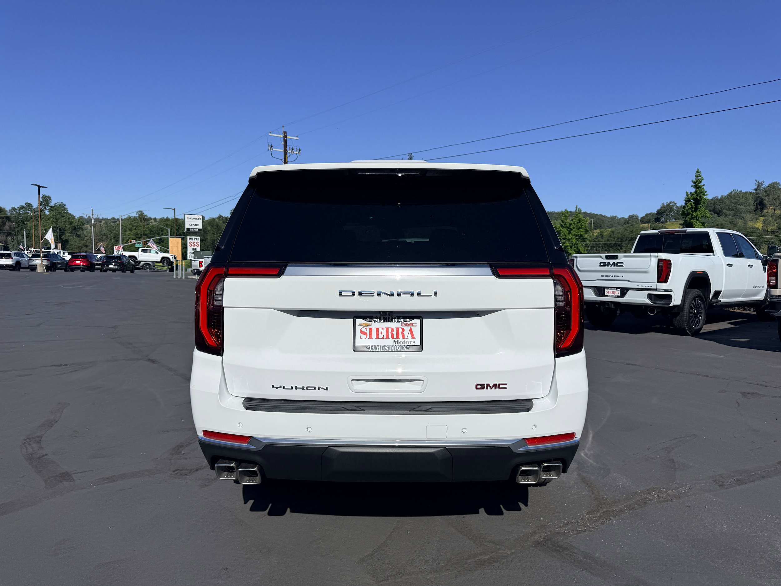 New 2026 GMC Yukon Denali w/ Sun & Power Step Package AWD/4WD image 7