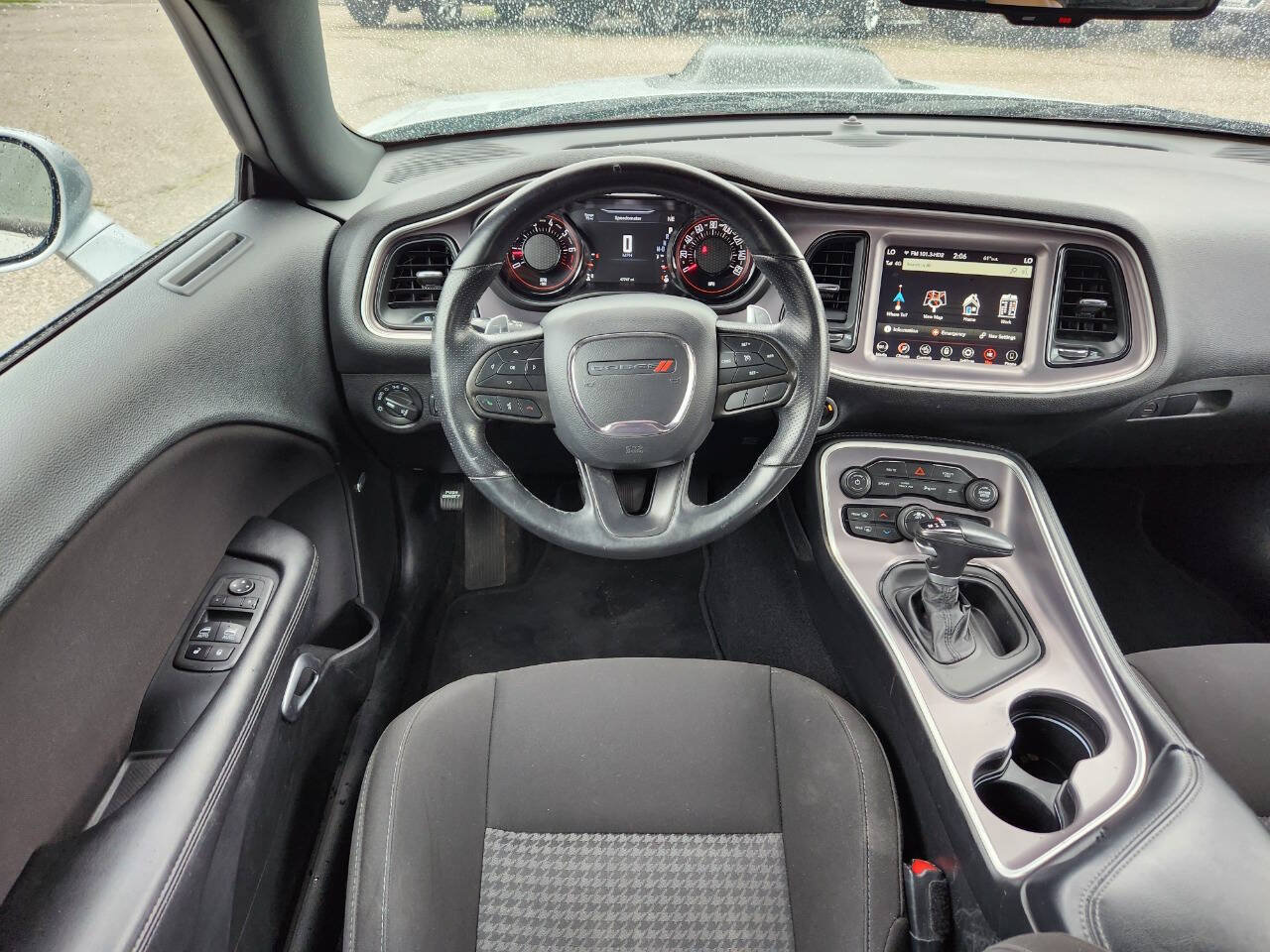 Used 2022 Dodge Challenger GT w/ Blacktop Package AWD/4WD image 15