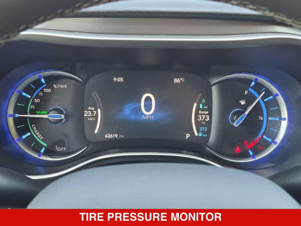 Used 2024 Chrysler Pacifica Limited FWD image 31