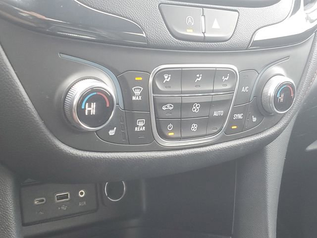 Used 2023 Chevrolet Equinox RS image 29