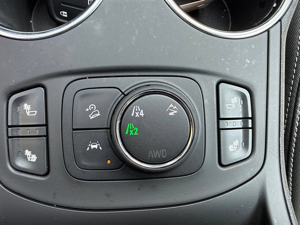 Used 2023 GMC Terrain SLT w/ LPO, Floor Liner Package AWD/4WD image 33