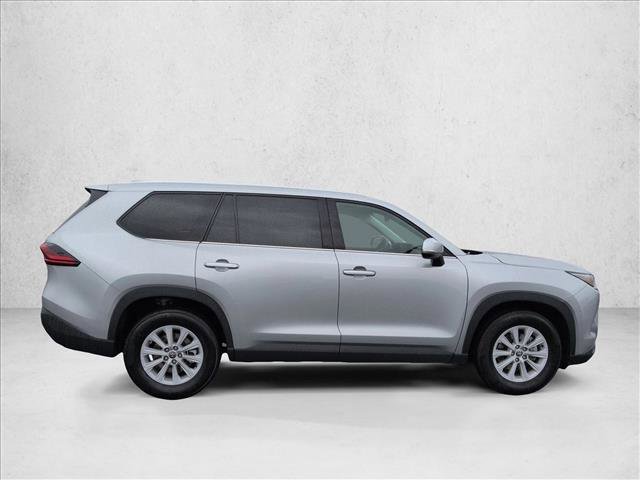 Certified 2025 Toyota Grand Highlander AWD image 4