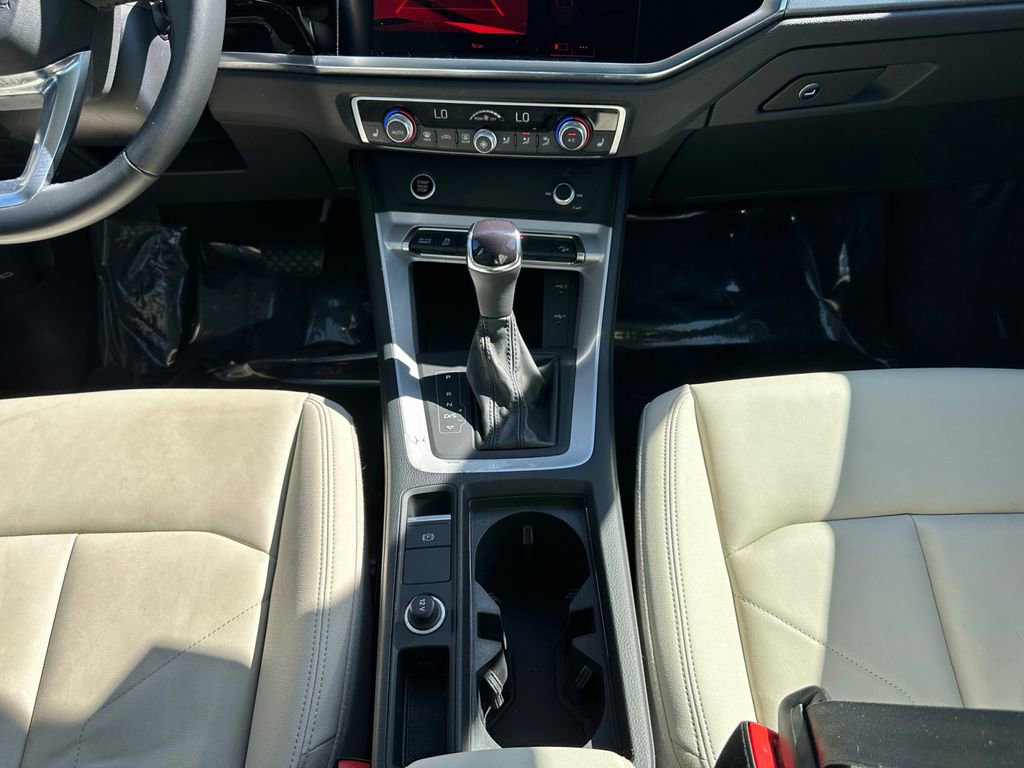 Used 2022 Audi Q3 2.0T Premium AWD/4WD image 11