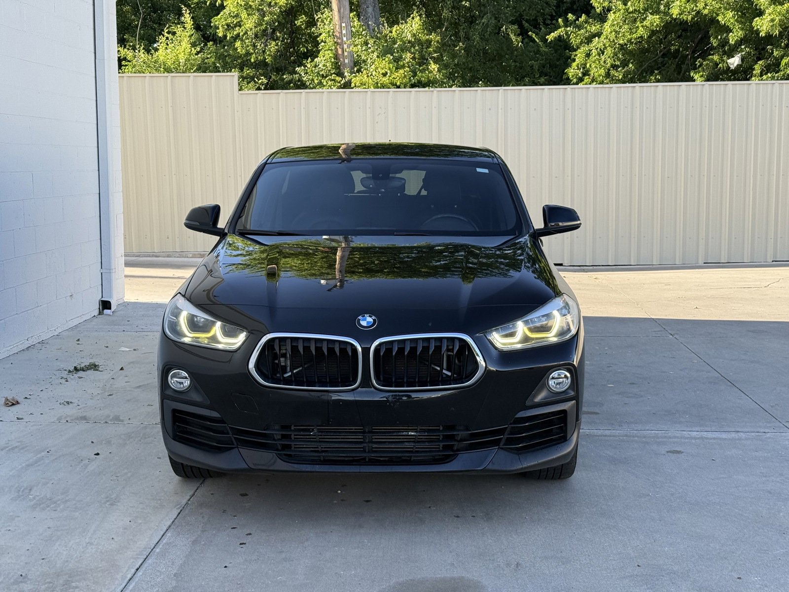 Used 2018 BMW X2 xDrive28i w/ Convenience Package AWD/4WD image 2