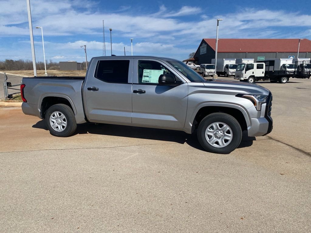 New 2025 Toyota Tundra SR image 5