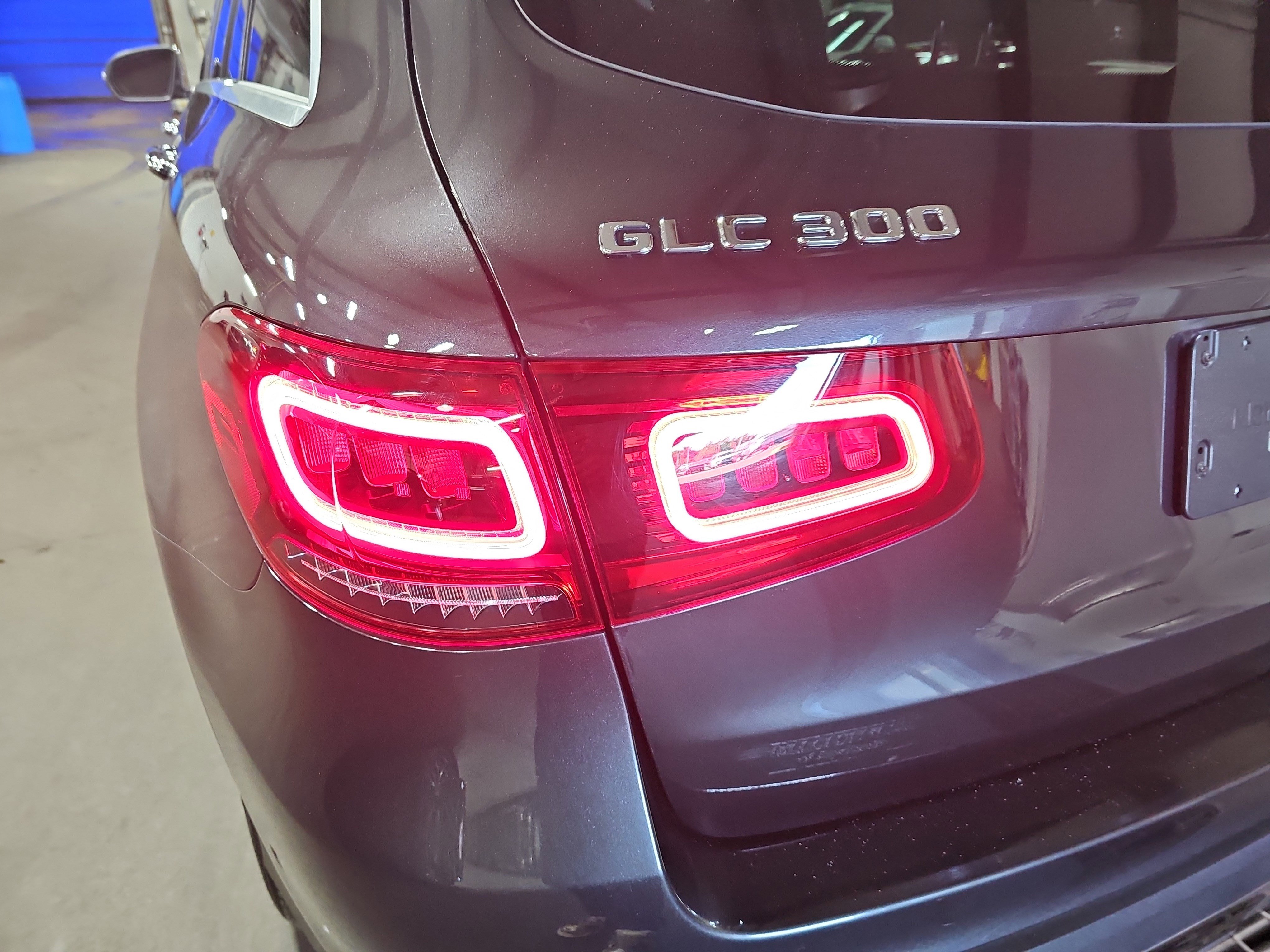 Certified 2021 Mercedes-Benz GLC 300 image 37