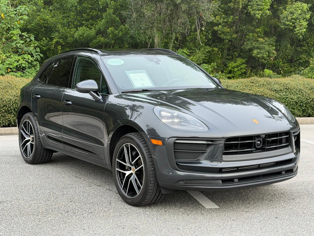 Certified 2026 Porsche Macan AWD/4WD image 24