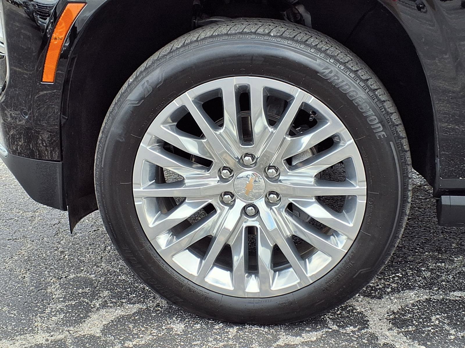 Used 2025 Chevrolet Tahoe High Country AWD/4WD image 33