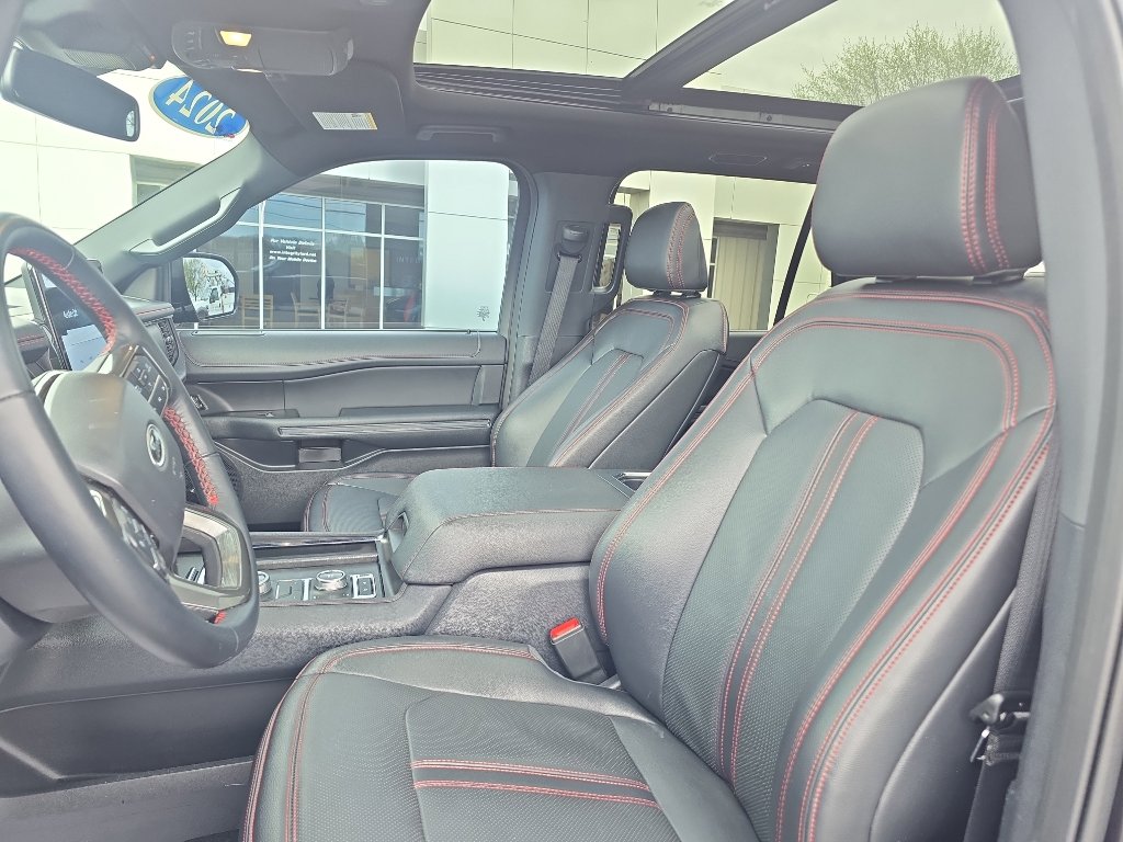 Used 2024 Ford Expedition Max Limited AWD/4WD image 12