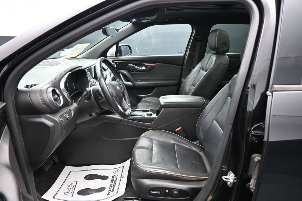 Used 2019 Chevrolet Blazer Premier w/ Sun and Wheels Package AWD/4WD image 9